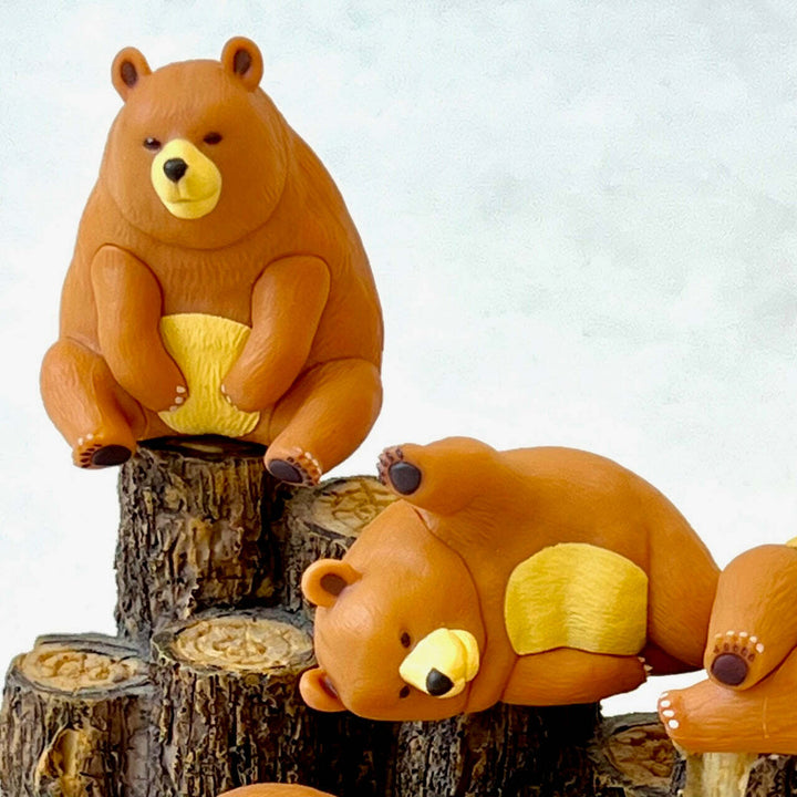 Hitoyasumi Suru Kuma Relax Bear Figurine (assorted)
